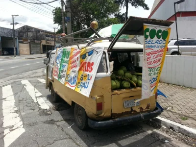 alemao - Van z kokosami , 5 reali za sztuke .

#brazylia #ulicesaopaulo