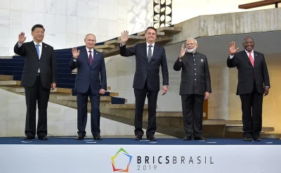 p.....m - Prezydenci: #chiny #rosja #brazylia #indie #rpa na szczycie przywódców pańs...