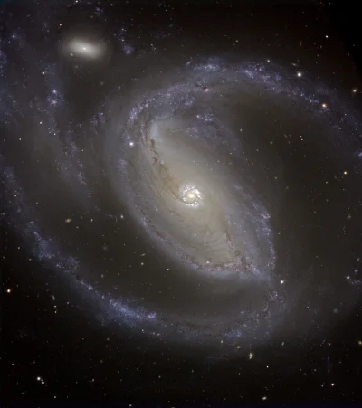 d.....4 - NGC 1097 i mniejsza NGC 1097A w prawym górnym rogu.

#kosmos #astronomia #c...