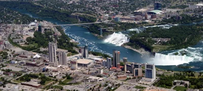 flager - Oglądając zdjęcia Wodospadu Niagara Zawsze myślałem, że leży w większej odle...