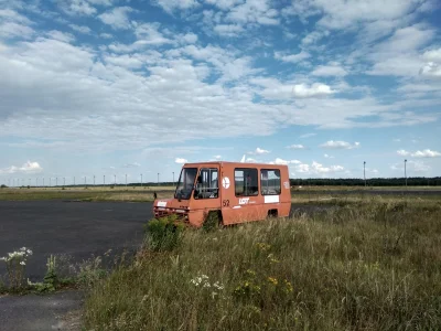 choraglowa - Ale bym sobie takiego kupił. Wstawił jakąś minimalną zabudowę do środka,...