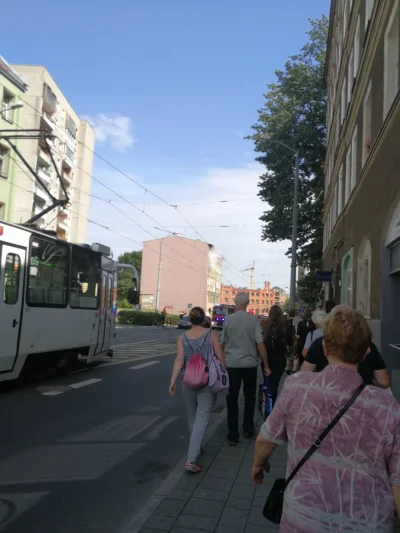 ImperialDoge - Pożar na Niemierzyńskiej, tramwaje wszystkie stoją (3,10)

#szczecin #...