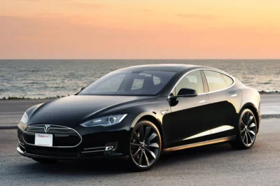 Wypalcowany - @pirpir: Moim zdaniem Tesla jest ładna, ale fakt, większość samochodów ...