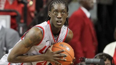 Eligo - Tony Snell podczas wczorajszego 28 minutowego występu na parkiecie w Milwauke...