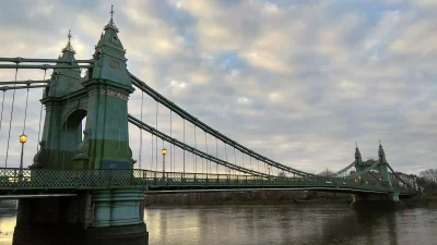 CzapkaG - Mój faworyt jeśli chodzi o mosty w Londynie 
#mosty #mostyboners #uk #londy...