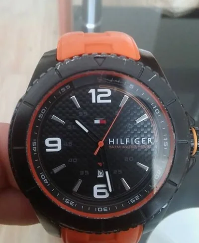 Masterfcb - Wie ktoś jaki to model zegarku i ile może być wart?
#zegarki #zegarek #k...