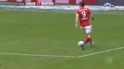 johnmorra - #mecz #golgif

Bayern Munich vs Augsburg 2-0 37' Muller asysta Lewego
