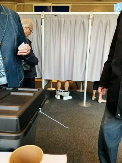 Patatajkum - Głosowanie w Słupsku trwa ( ͡° ͜ʖ ͡°)

#wybory #heheszki