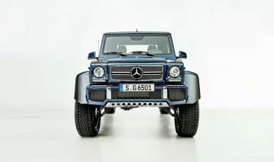 wilk95 - Mercedes-Maybach G 650 Landaulet: otwarta limuzyna na bezdroża

http://autok...