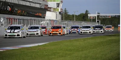 m.....l - Zmiana lidera w VW Castrol Cup podczas 3 weekendu wyścigowego http://www.mo...