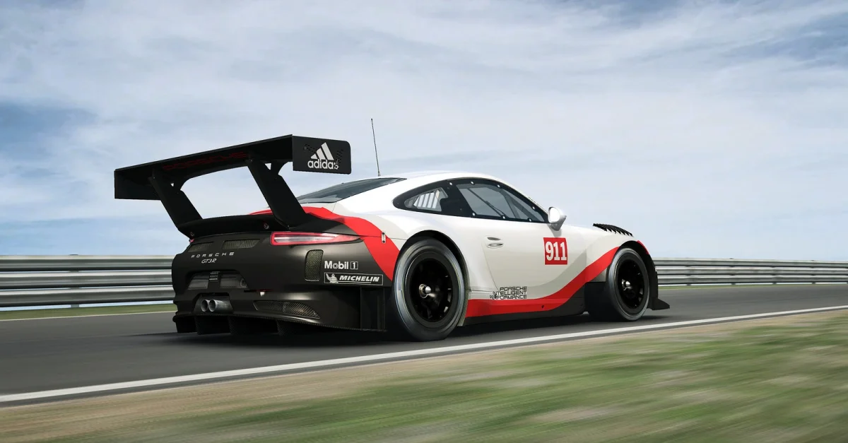 No i na koniec Porsche 911 GT3-R #r3e #raceroom ...