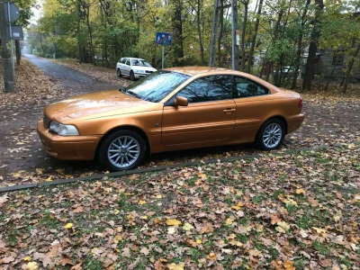 cotosietutajstanelo - Volvo c70,produkcję zaczęto w 1998r.
SPOILER