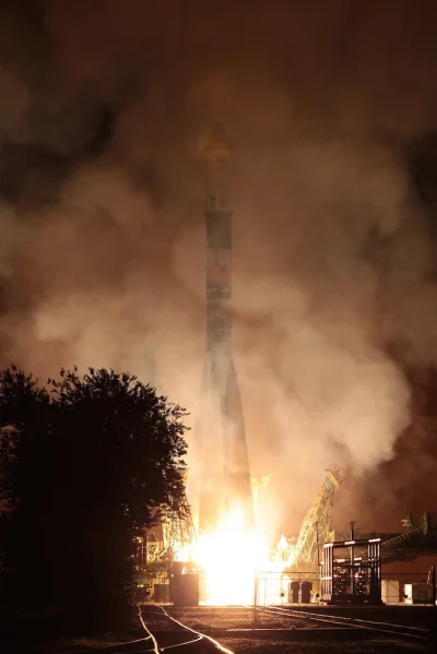 d.....4 - Start rakiety Soyuz z Progress MS-03. 

Cała galeria: http://spaceflightnow...