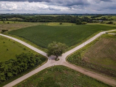 Unifokalizacja - Chyba #francja bo tam każde najmniejsze skrzyżowanie opatrzone jest ...