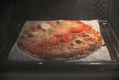 karpatka_ - #foodporn #gif #byloalebedziejeszczeraz #pizza