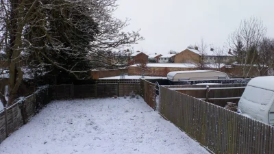 Yezoosh - @Masakracja: siema, Oxfordshire, dziś śnieg dał mi wolne ( ͡° ͜ʖ ͡°)