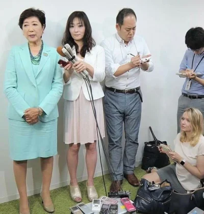 ama-japan - @Madotsuki tutaj masz Panią Koike (pierwsza na lewo, w zielonym stroju) i...