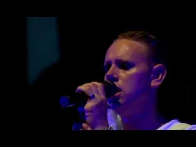 wlepierwot - Depeche Mode - Sister of Night (live) w wykonnaniu Martina
#martingore ...