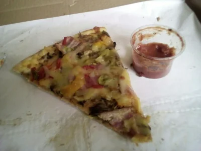 K.....G - Mireczki został mi ostatni kawałek pizzy, jako że juz nie mogę, robię #rozd...