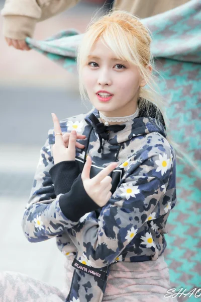 M.....m - #momo #twice #koreanka #azjatki #japonka #ladnapani