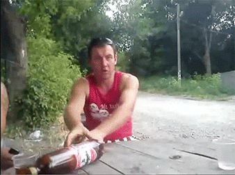 nieocenzurowany88 - Janusz rzuć no pieńka xD

#gif #fail