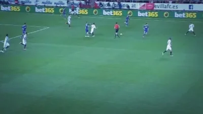 a.....e - Diogo Figueiras na 1:1 w meczu Sevilla - Espanyol.

#mecz #golgif