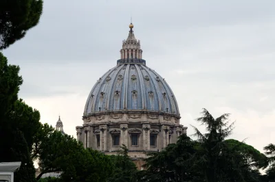 DevilishHornet - Dlaczego Watykan jest stolicą kościoła katolickiego? Dlaczego nie je...