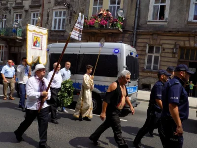 dom_perignon - @szurszur: 

W przypadku Przemyśla wymyślono bajeczkę o banderowsko S...