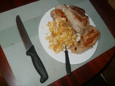 anonymous_derp - Dzisiejsze śniadanie: Smażona szynka, jajecznica z 4 jajek, masło, s...