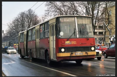 picasssss1 - Kiedyś przejażdżka tym autobusem to była przygoda (╯︵╰,) w zimie przy -2...
