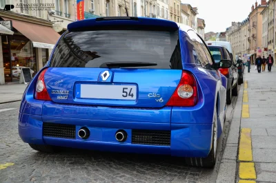 T.....h - @hasek34: @konradus: to dopiero było Clio ( ͡°( ͡° ͜ʖ( ͡° ͜ʖ ͡°)ʖ ͡°) ͡°)