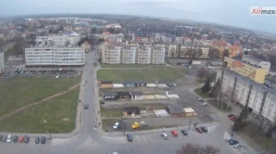 MillerAdam - Piękna panorama rynku w Strzelinie ( ͡º ͜ʖ͡º)
II definicja chlewu obsran...