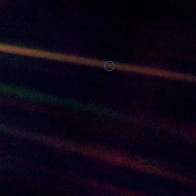 yolantarutowicz - Błękitna Kropka (ang. Pale Blue Dot) to słynne zdjęcie Ziemi wykona...