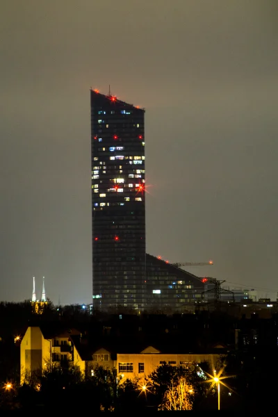 10paszonow - #wroclaw #penis #skytower #fotoamator #klecina
300mm F/8 15s iso100