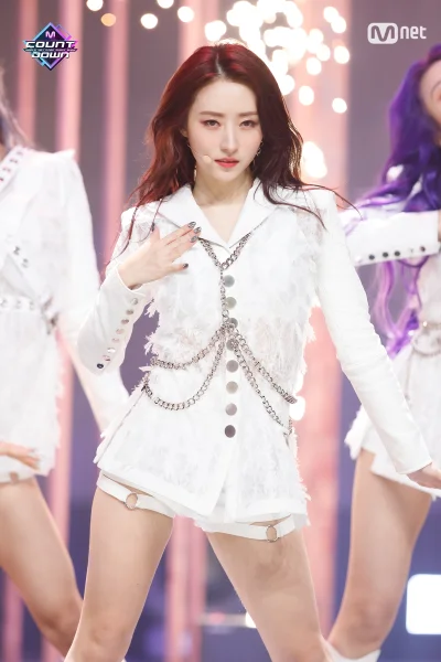 XKHYCCB2dX - #sua #dreamcatcher 
#koreanka