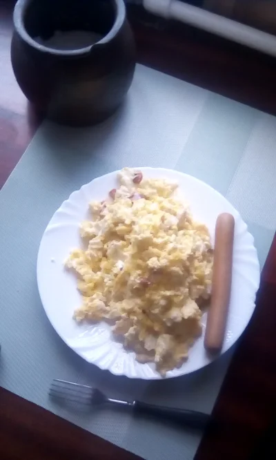 anonymous_derp - Dzisiejsze śniadainie: Jajecznica z 12 jajek na maśle z boczkiem, pa...
