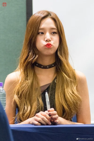 XKHYCCB2dX - #solbin #laboum
#koreanka #kronografia