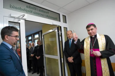 StaryWilk - >Spleśniały chleb na śniadanie. Takie rarytasy oferuje szpital w Olsztyni...