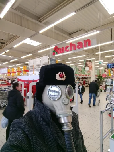 S-Type - Dobra, idę... Trzymajcie się tam w tym Auchan!

#2019ncov #koronawirus #opde...