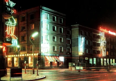 simplydelivered - #kielce #prl #architektura #neony #fotografia trochę #cyberpunk2077...