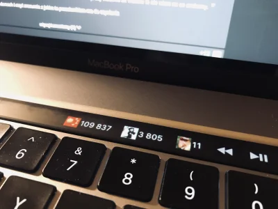 vojteknowak - Do tej pory nie wiedziałem po co touchbar w macbookach, ale chyba znala...