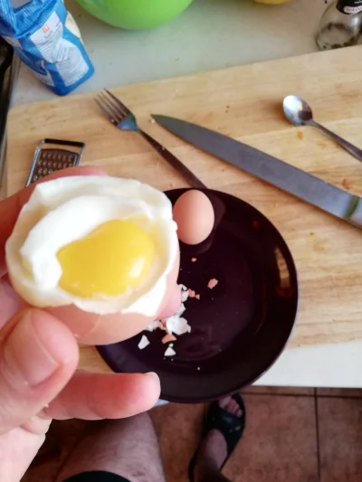 Gran - #sniadanie jajeczko do oceny... Ja bym pogotowac jeszcze z 30sek. Jakieś rady?...