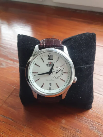 VintageMan - Czołem, mam do sprzedania zegarek Orient ES00006W. Zegarek jest w bardzo...