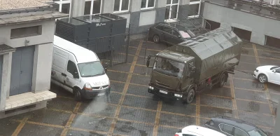 Ryonnen - W okolicach Spiżu, pojawiają się pojazdy wojskowe, oooo takie
#koronawirus