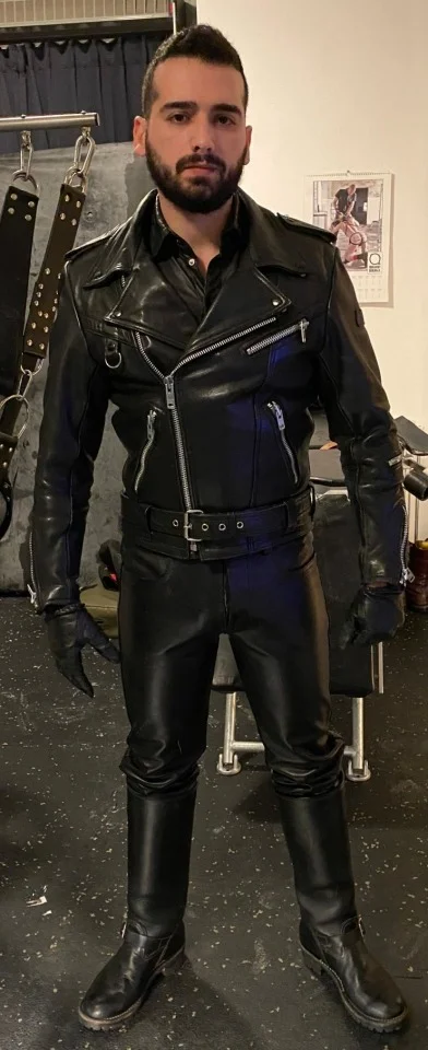 Lukardio - #mrleather #leathermen 
#ladnypan