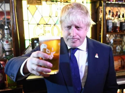 Jubei - @alexandra28: Boris Johnson - potrzymaj mi piwo ( ͡° ͜ʖ ͡°)