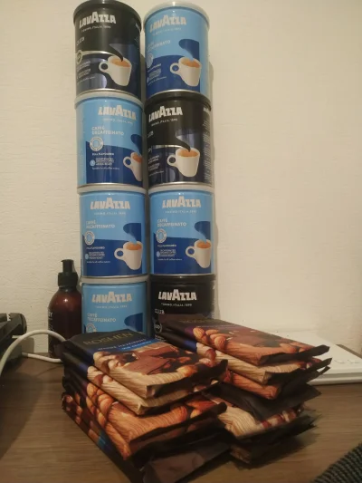 chrabia_bober - @LewCyzud: kawa i czekolada