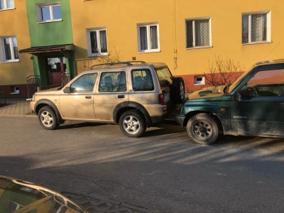 krupkadupka - @krupkadupka: tutaj na dwa auta
