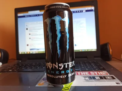 dawid3012 - Niebieski Monsterek to jest #!$%@? mistrzostwo.
#monster #dupnijsemonster...