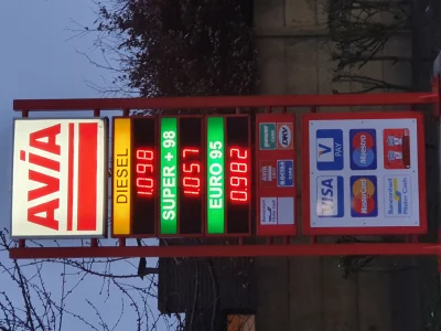 jndr00 - Aktualne ceny w Belgii. Az milo sie tankowalo. #motoryzacja #benzyna #ceny